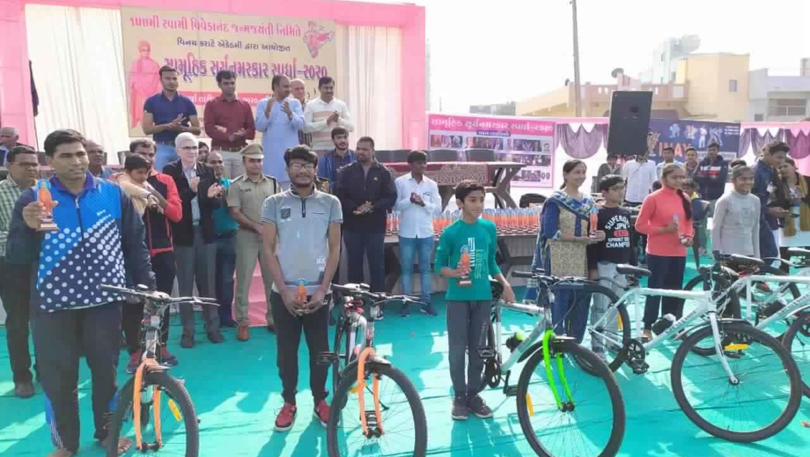 Mass Surya Namaskar Competition Held In Morbi: Incentive Prizes Awarded To The Winners